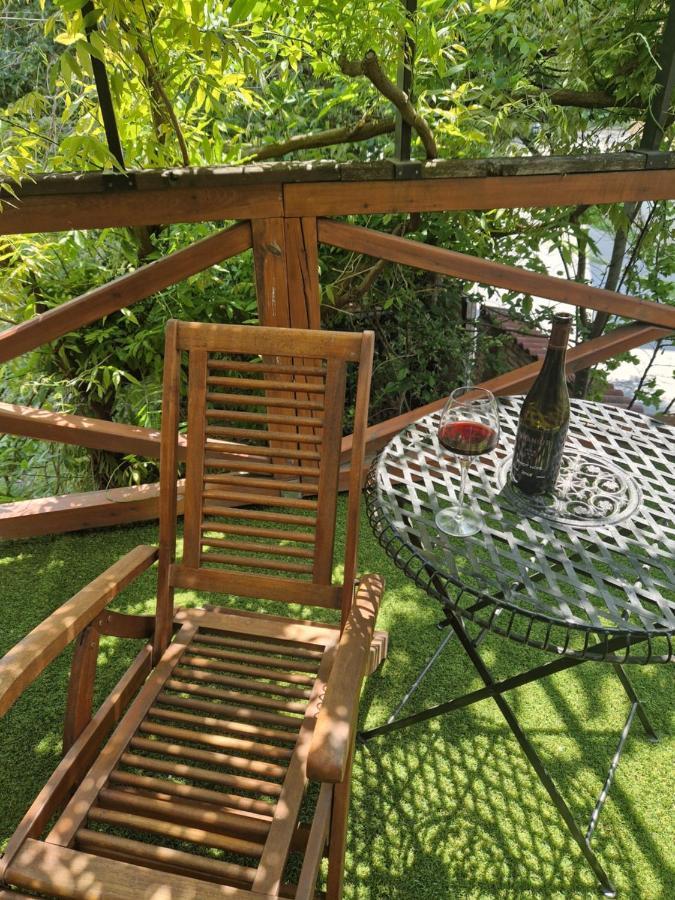 Balassi Apartment -With Green Terrace&Bike Sturovo Ngoại thất bức ảnh
